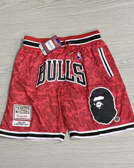 SHORT BULLS BASQUET